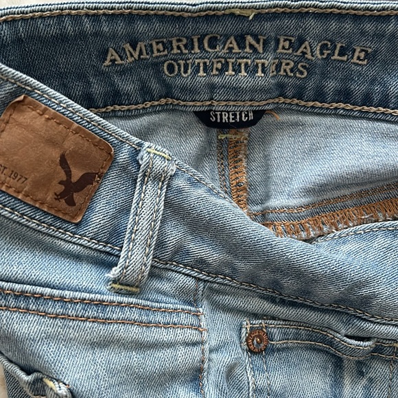 American Eagle Jean Shorts with Lace Pocket Detail - Picture 6 of 6